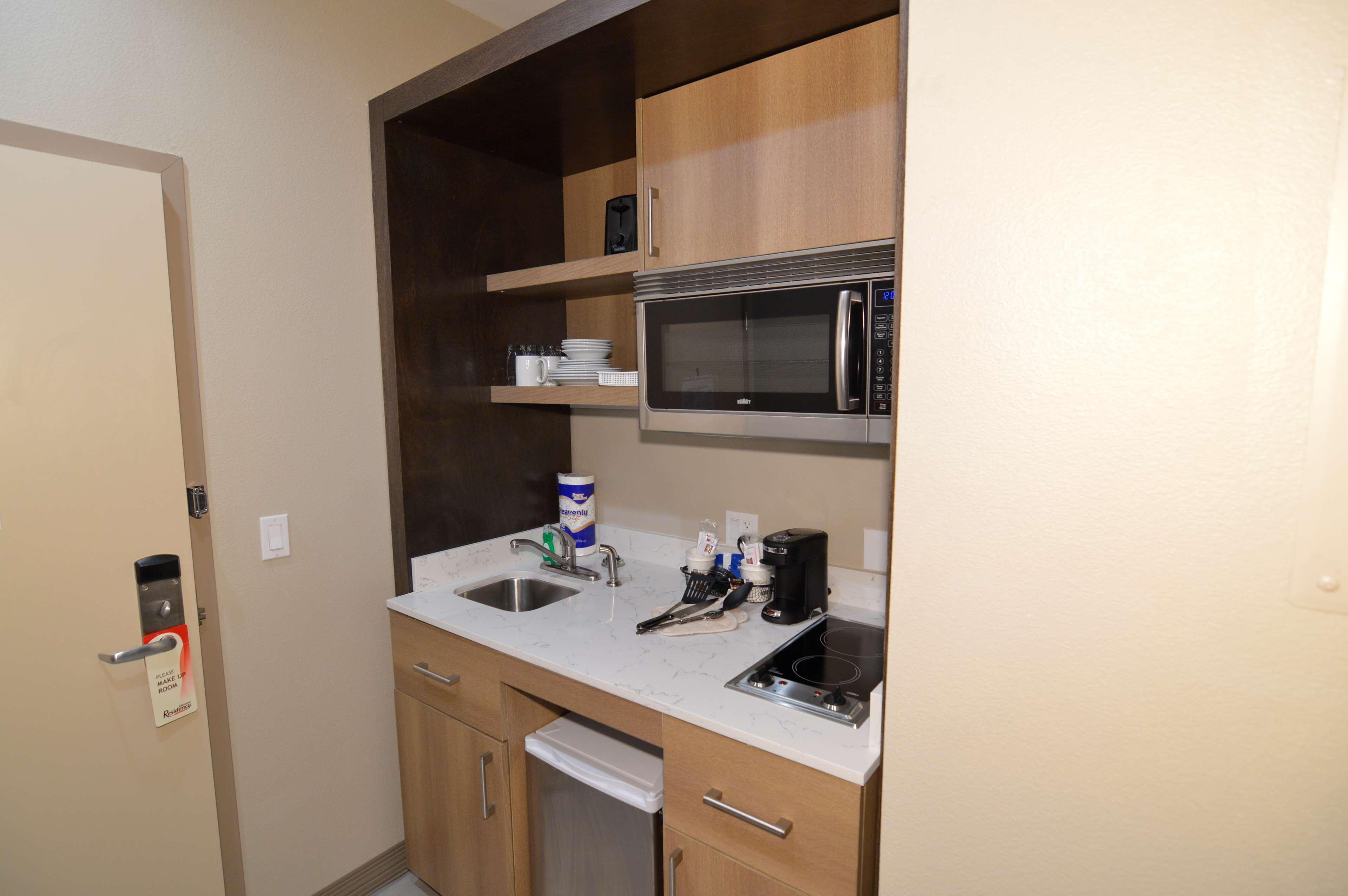 Best Western Plus Pleasanton Hotel Extérieur photo
